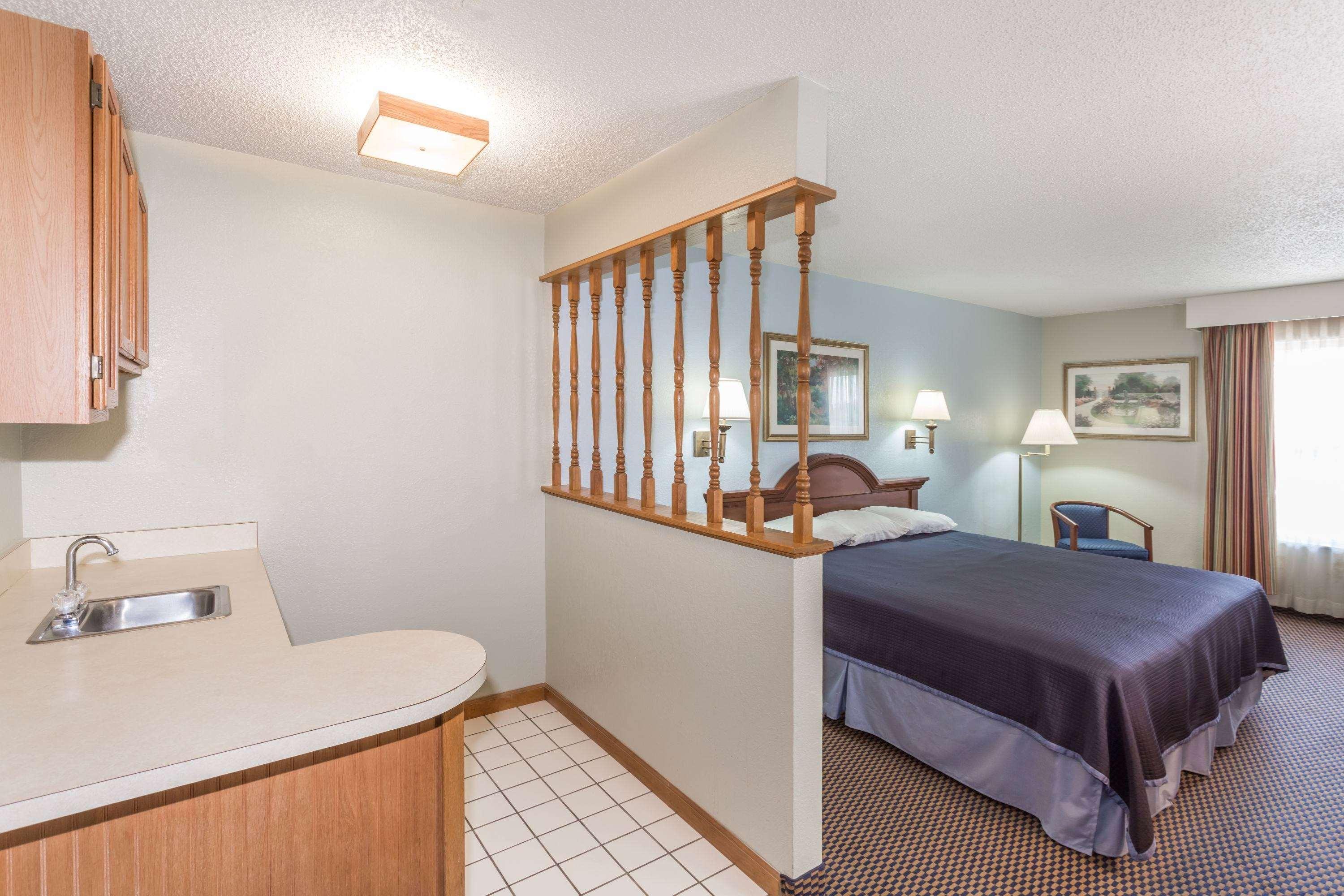 Baymont By Wyndham Lake Park Valdosta I75 Extérieur photo