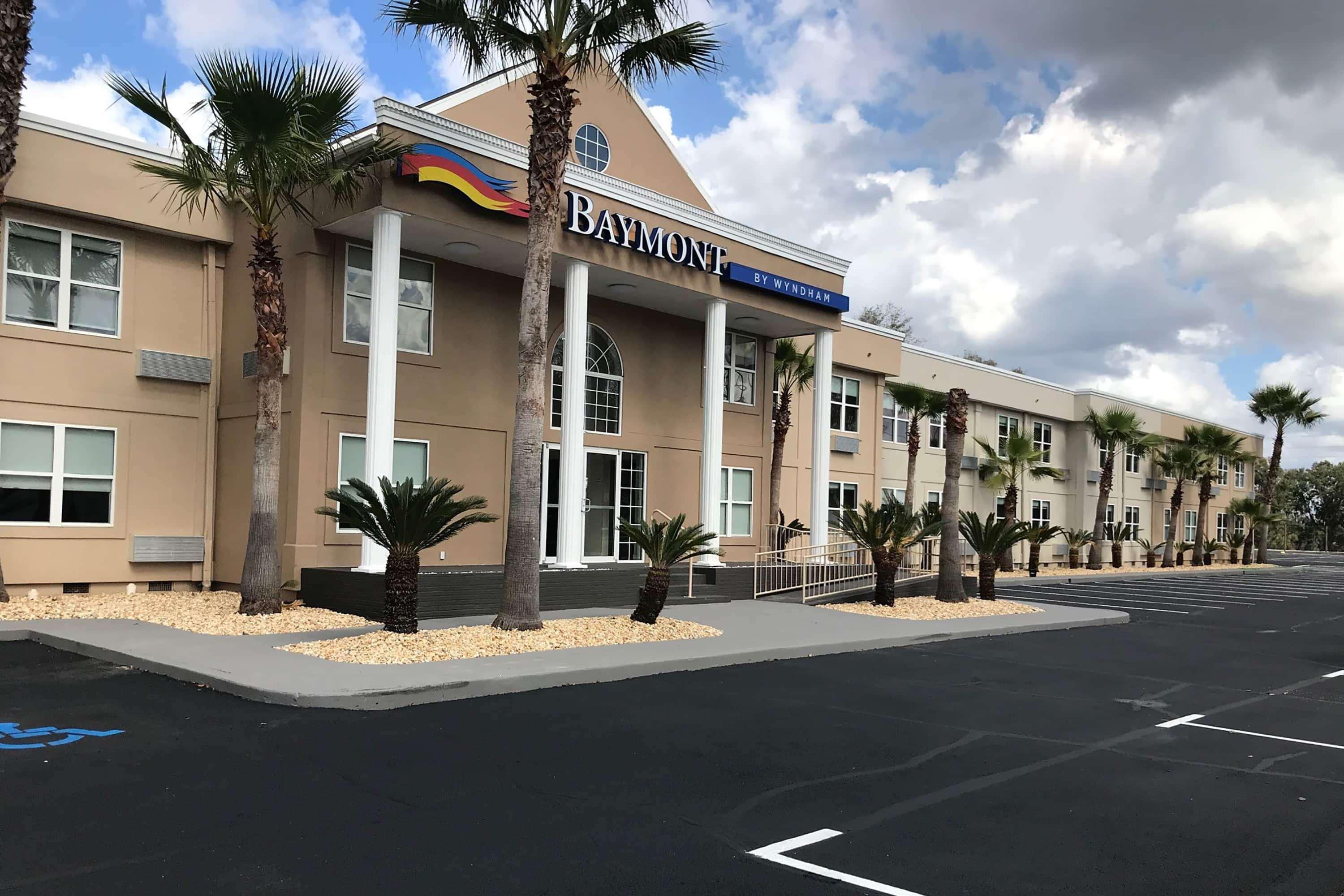 Baymont By Wyndham Lake Park Valdosta I75 Extérieur photo